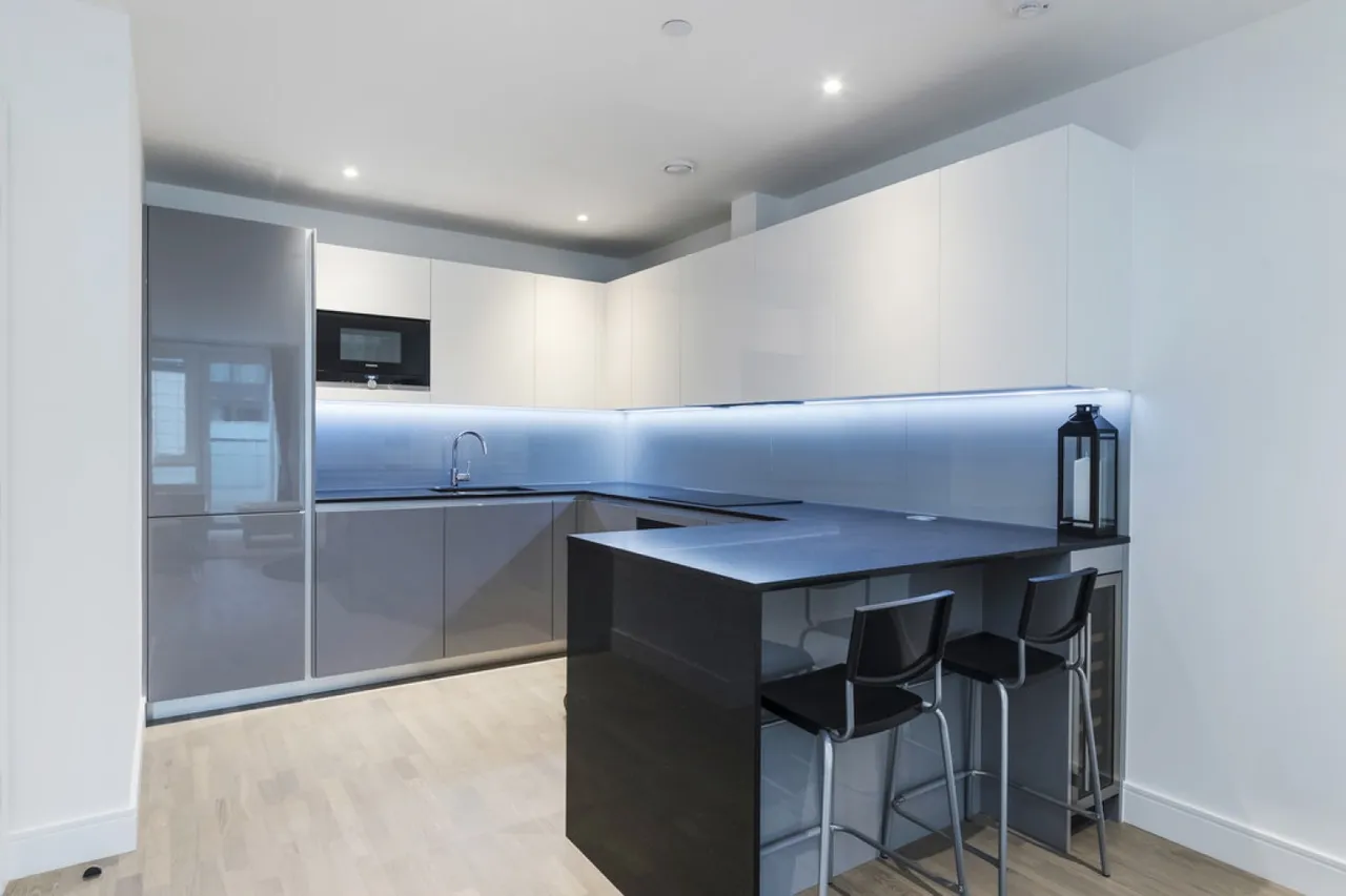 Meridian House, Battersea Reach, photo 3