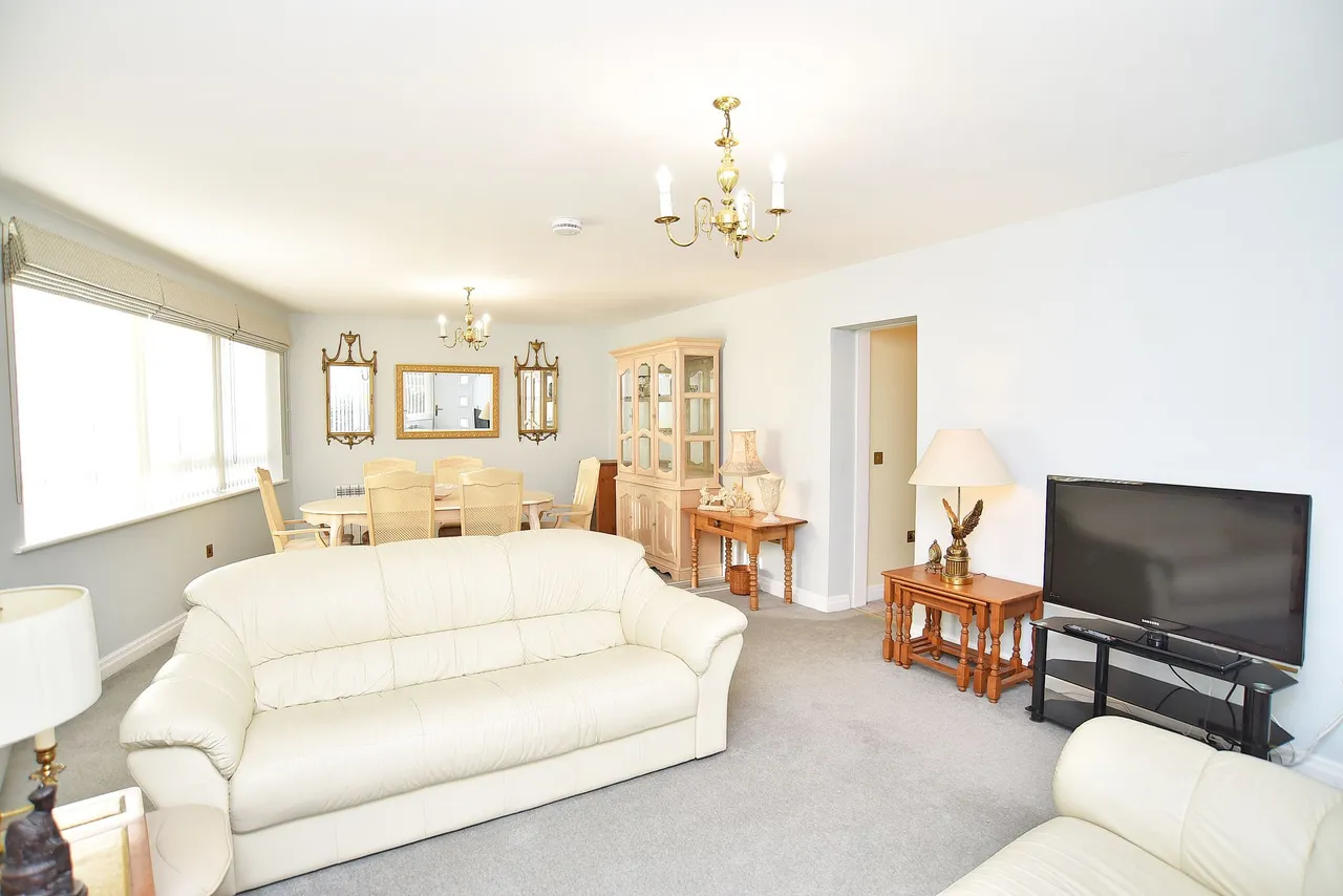 Spring Grove, Harrogate, HG1, photo 2