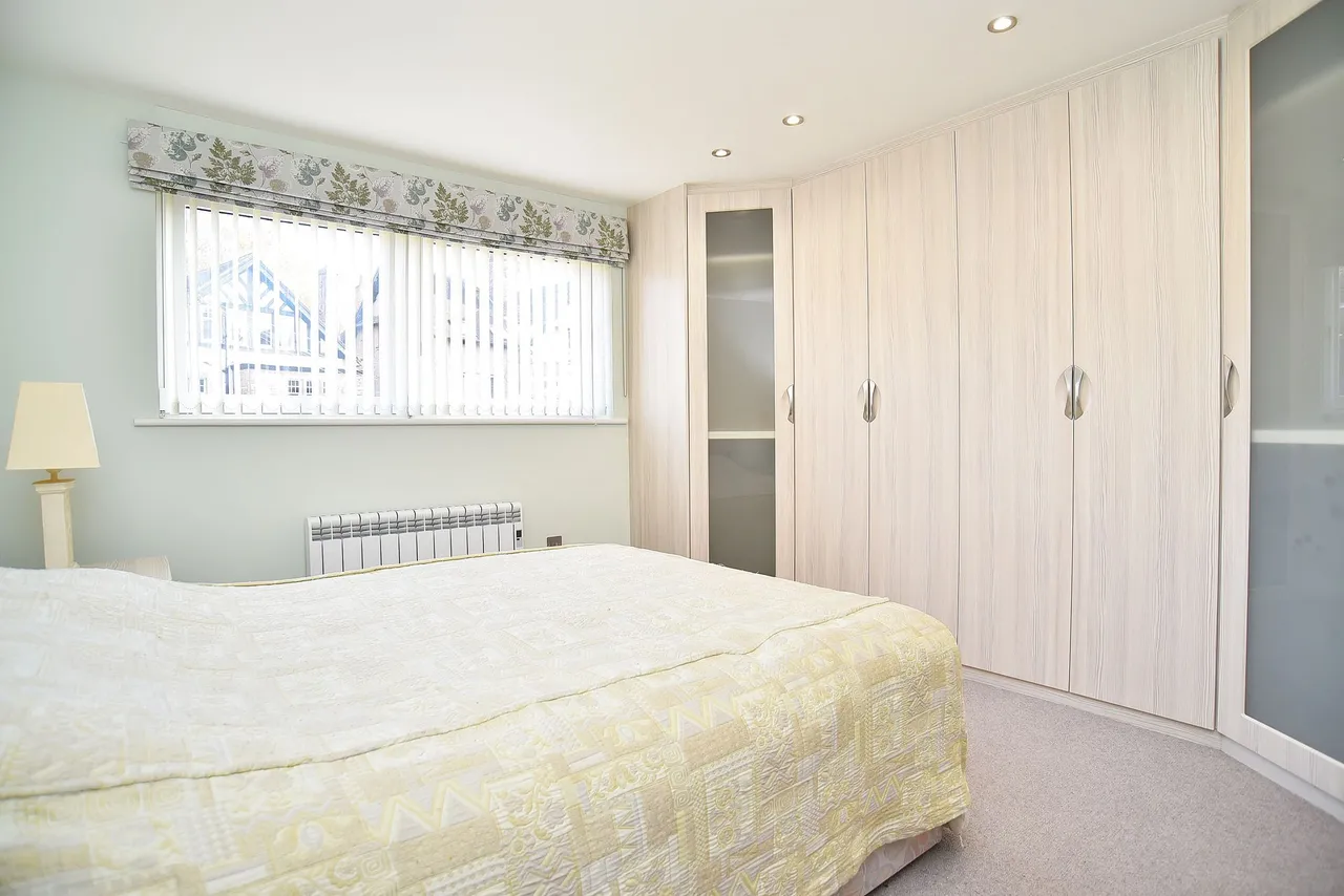 Spring Grove, Harrogate, HG1, photo 11