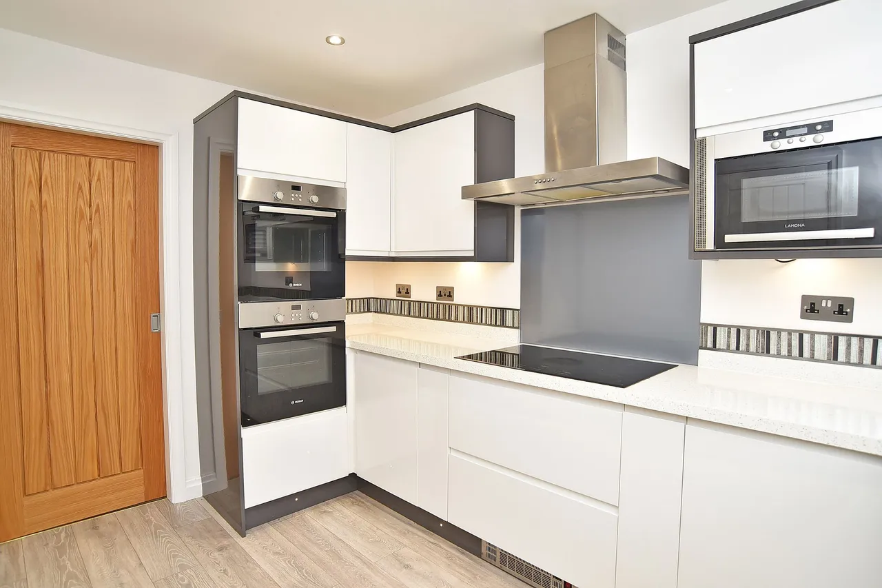 Spring Grove, Harrogate, HG1, photo 14