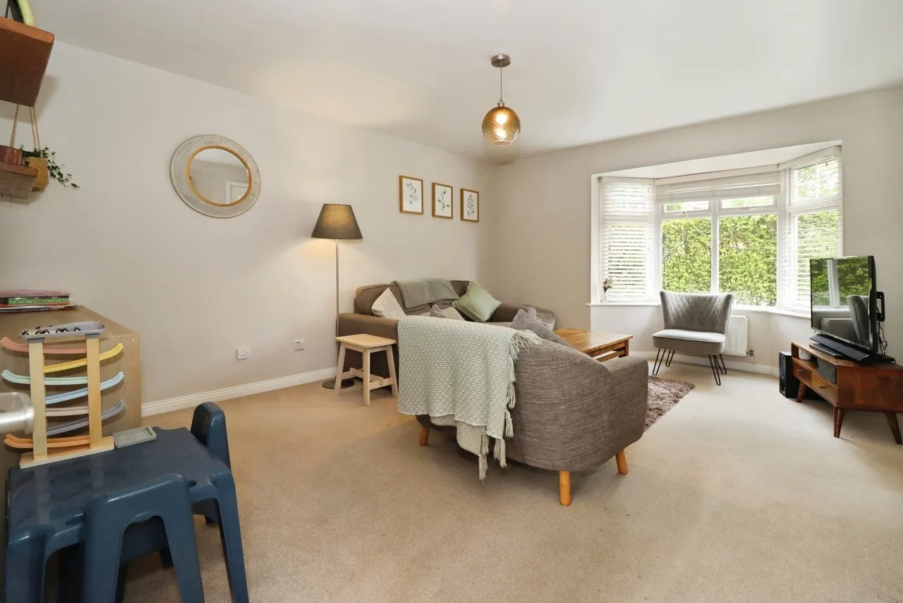 Guest Avenue, Emersons Green, Bristol, BS16, photo 2