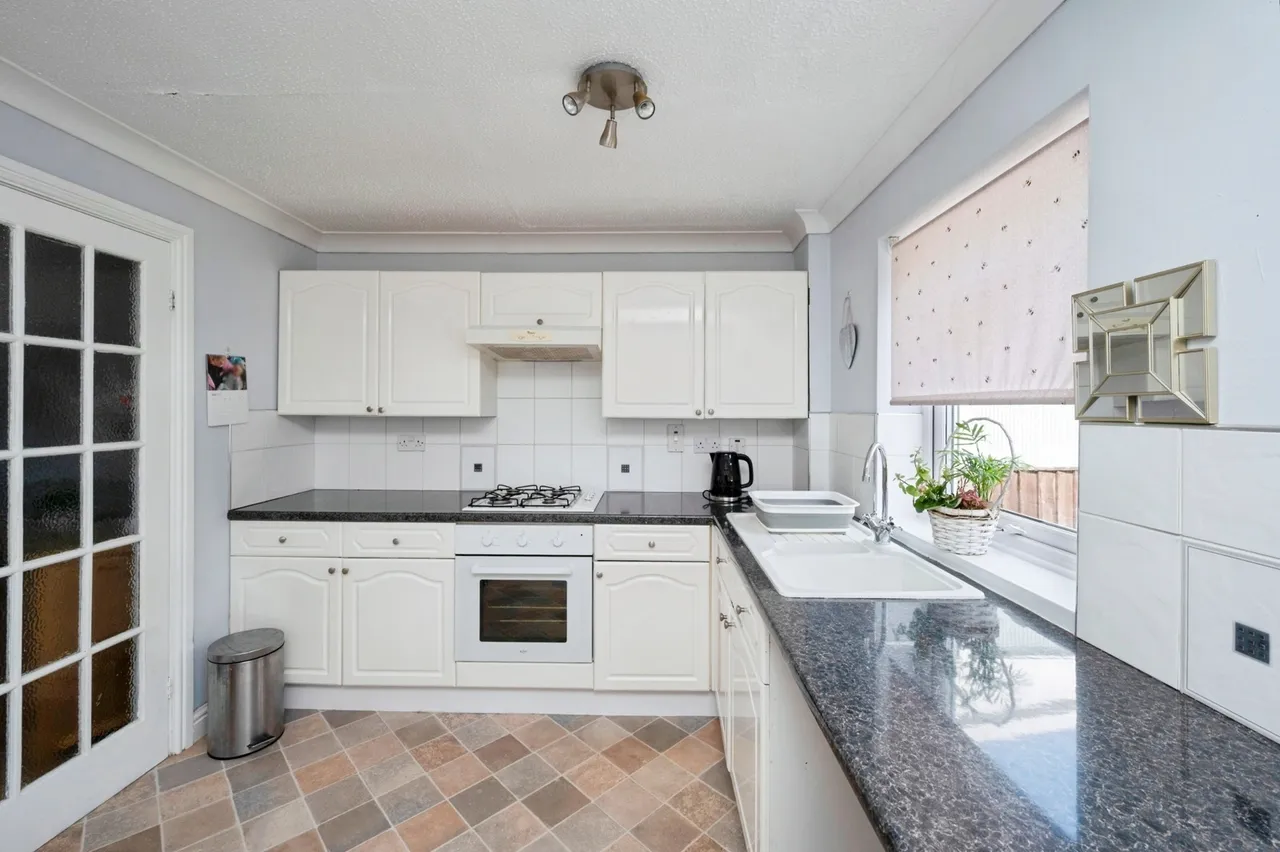 Lime Street, Kirkby-in-Ashfield, Nottingham, Nottinghamshire, NG17, photo 3
