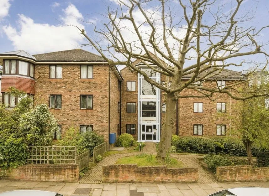 2 bed flat for sale — Park View Road, Ealing, W5