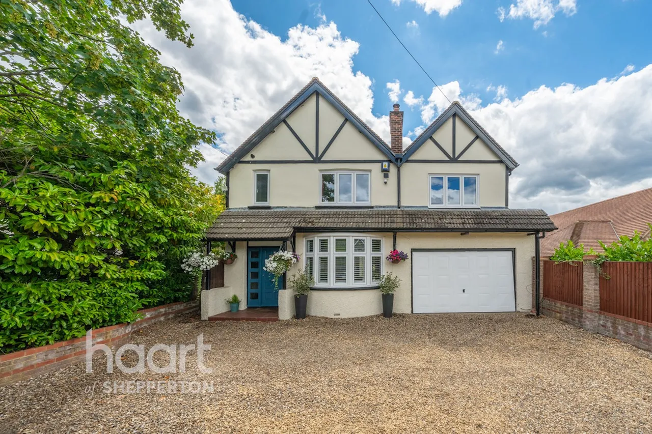 Sandhills Lane, Virginia Water, GU25, photo 4