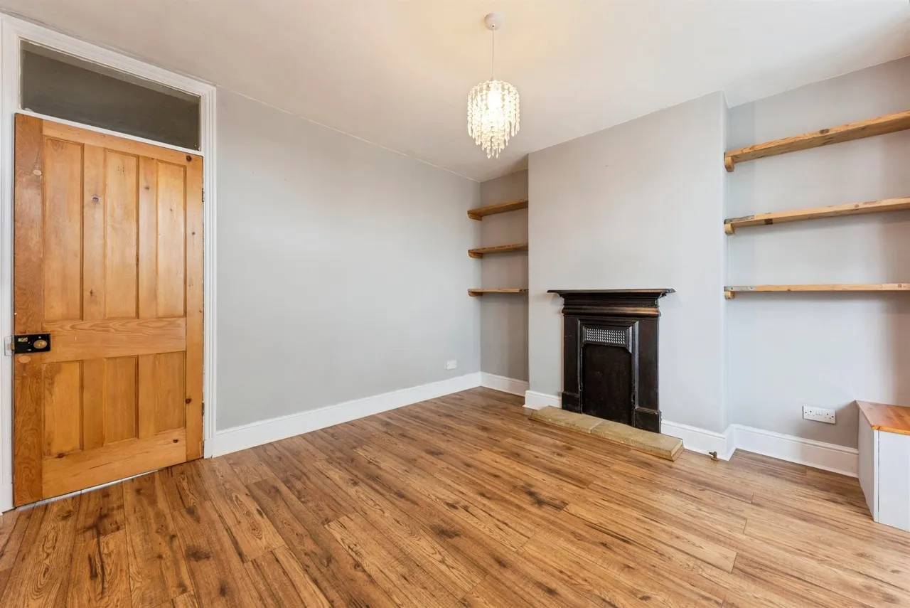 Ladysmith Terrace, Gonerby Hill Foot, Grantham, photo 4