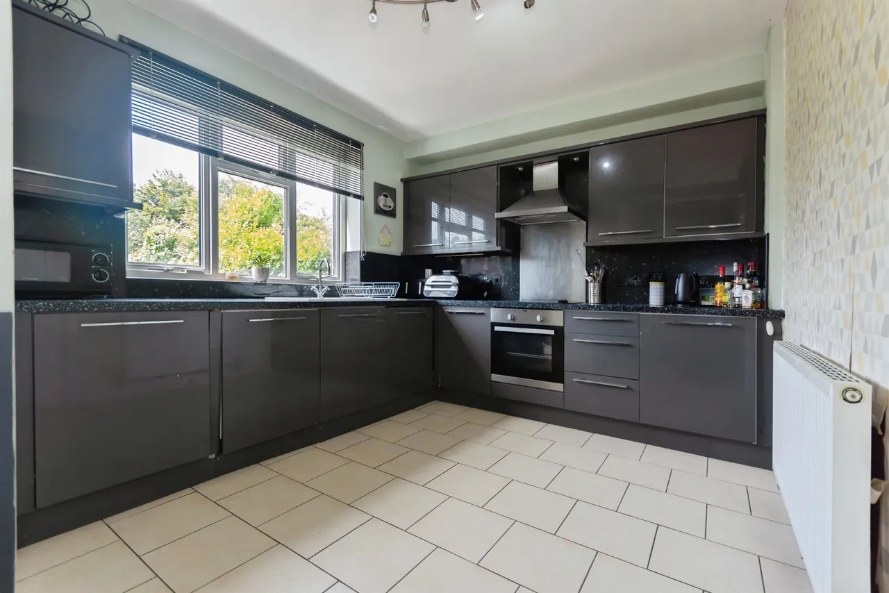 Mansion Crescent, Smethwick, B67, photo 4