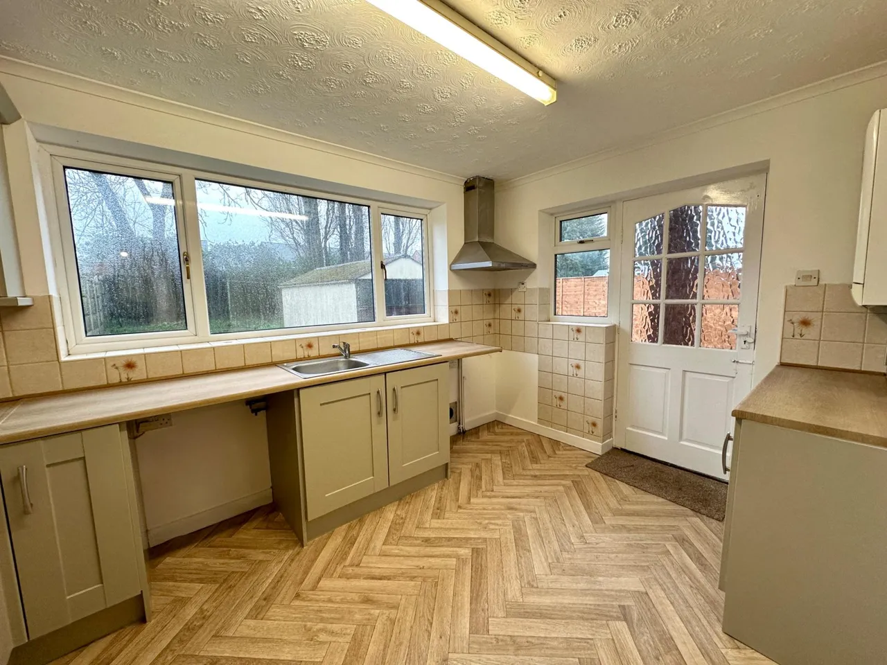 Goscote Lane, Walsall, WS3, photo 4
