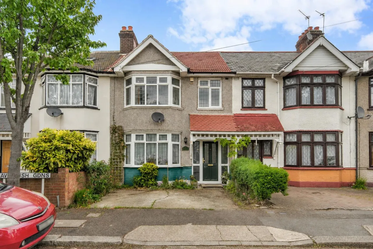 4 bed house for sale, Cavendish Gardens, Chadwell Heath, RM6