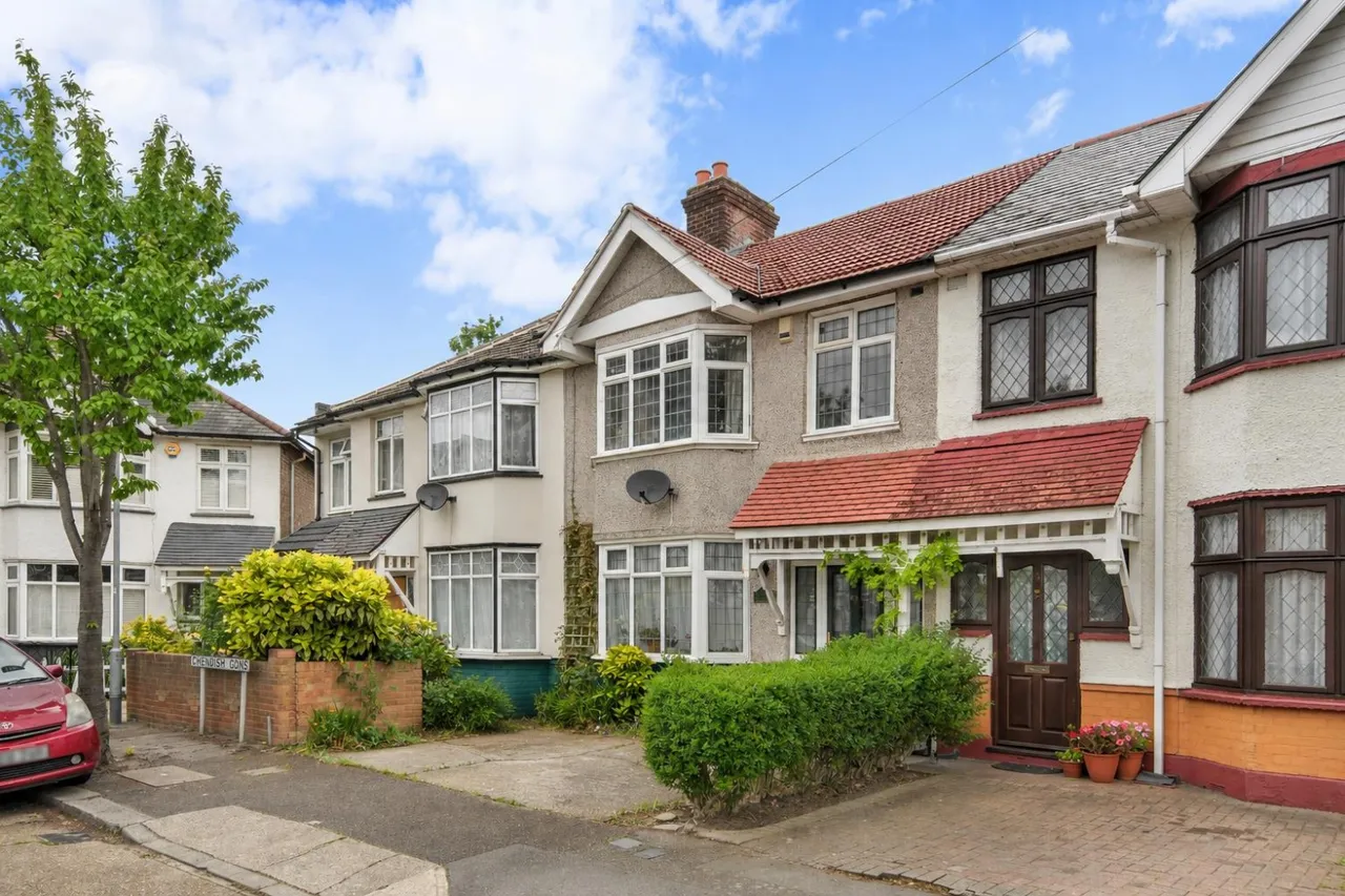 Cavendish Gardens, Chadwell Heath, RM6, photo 26