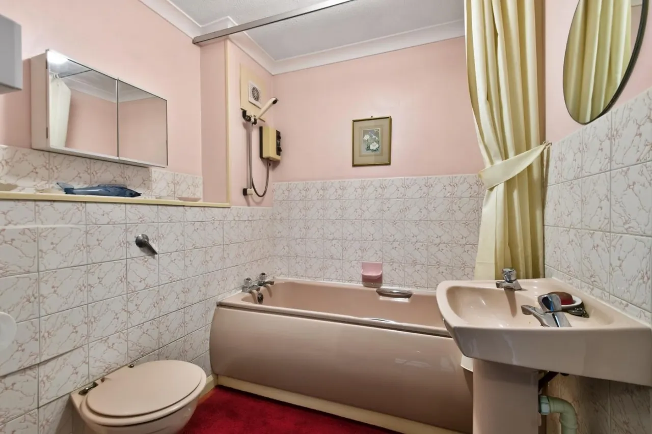 Otley Road, Harrogate, HG2, photo 12