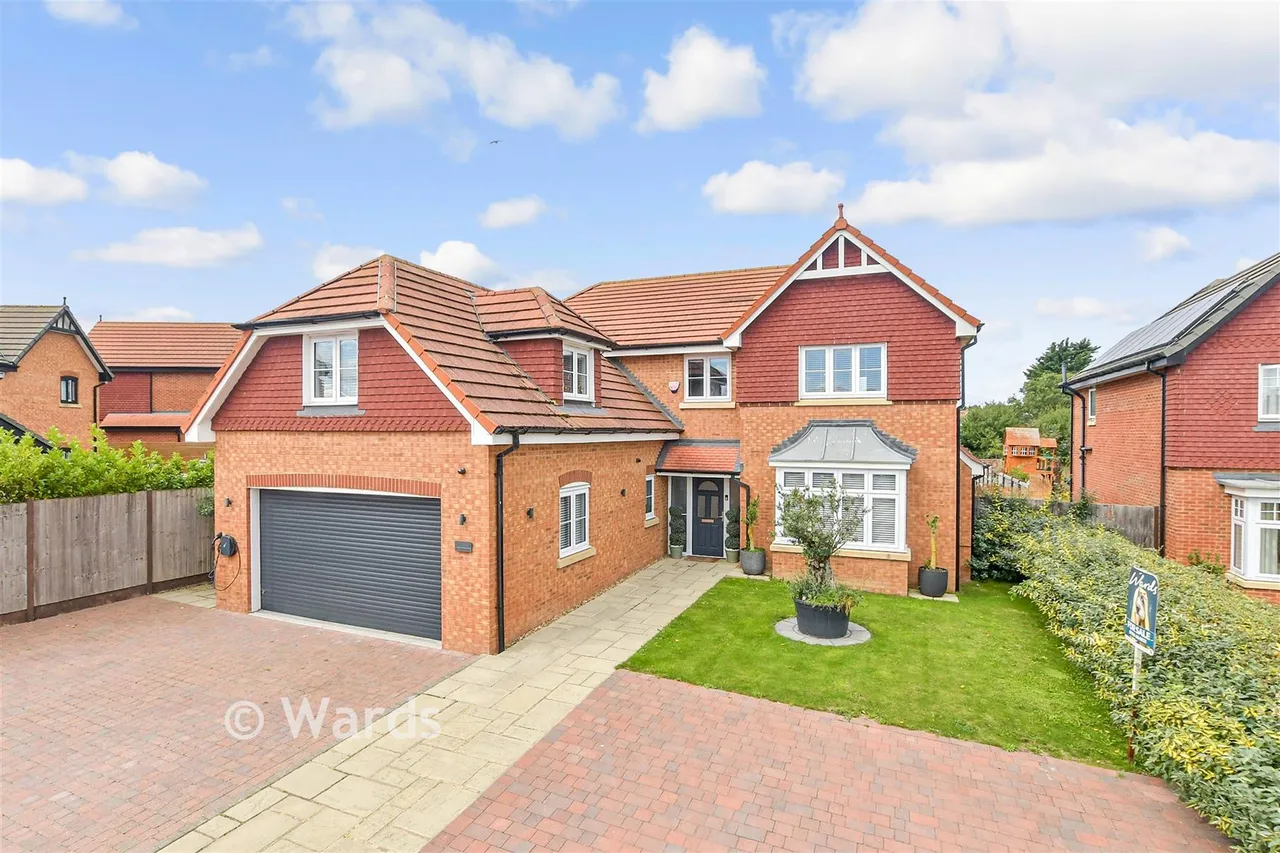 4 bed house for sale, Ketley Close, Eastchurch. Sheerness, ME12