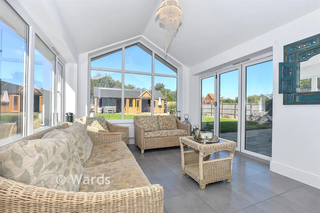 Ketley Close, Eastchurch. Sheerness, ME12, photo 4