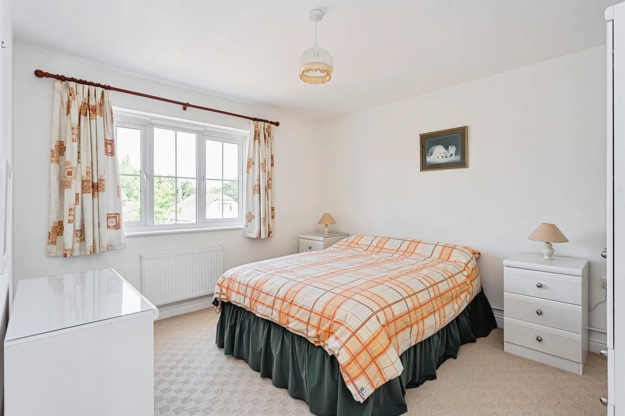 Osborn Close, Sayers Common, BN6, photo 7