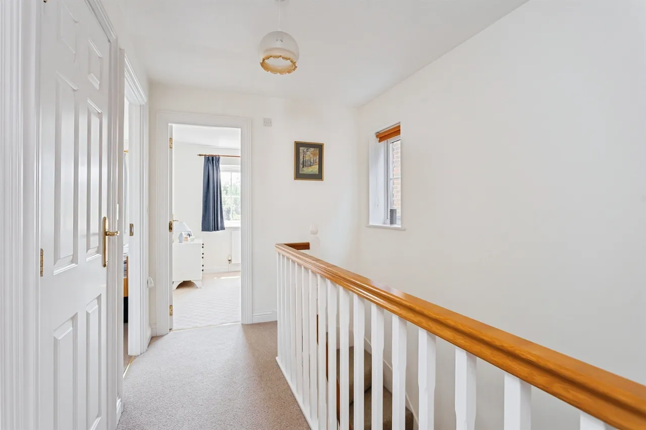 Osborn Close, Sayers Common, BN6, photo 6