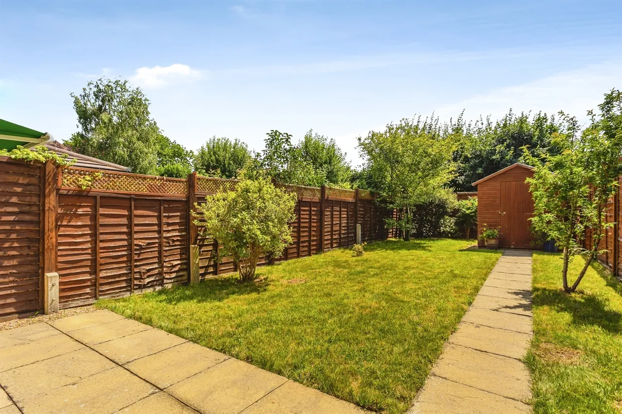 Osborn Close, Sayers Common, BN6, photo 14