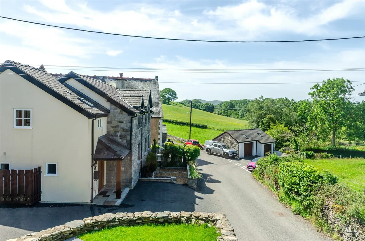 Capel Garmon, Llanrwst, LL26, photo 11
