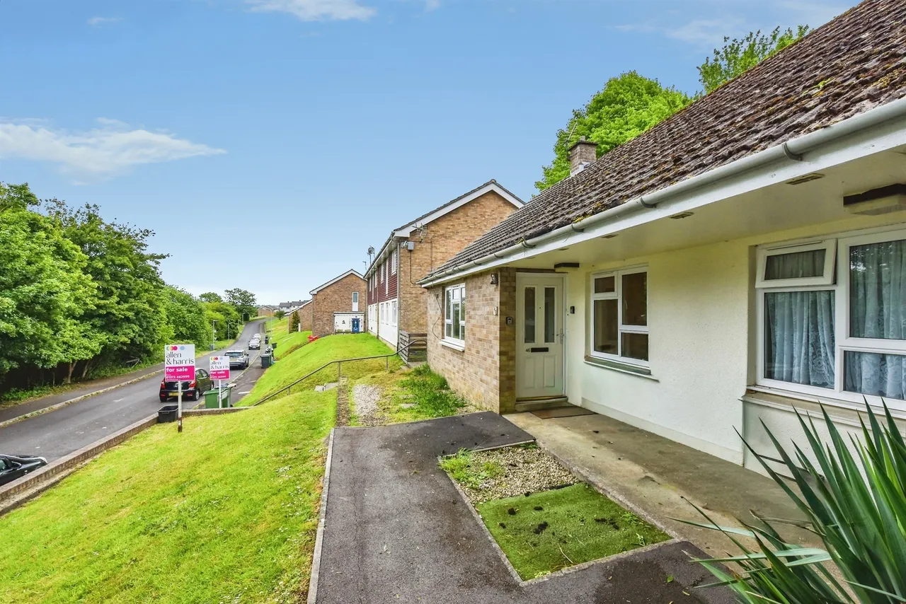 Austin Close, Frome, photo 2