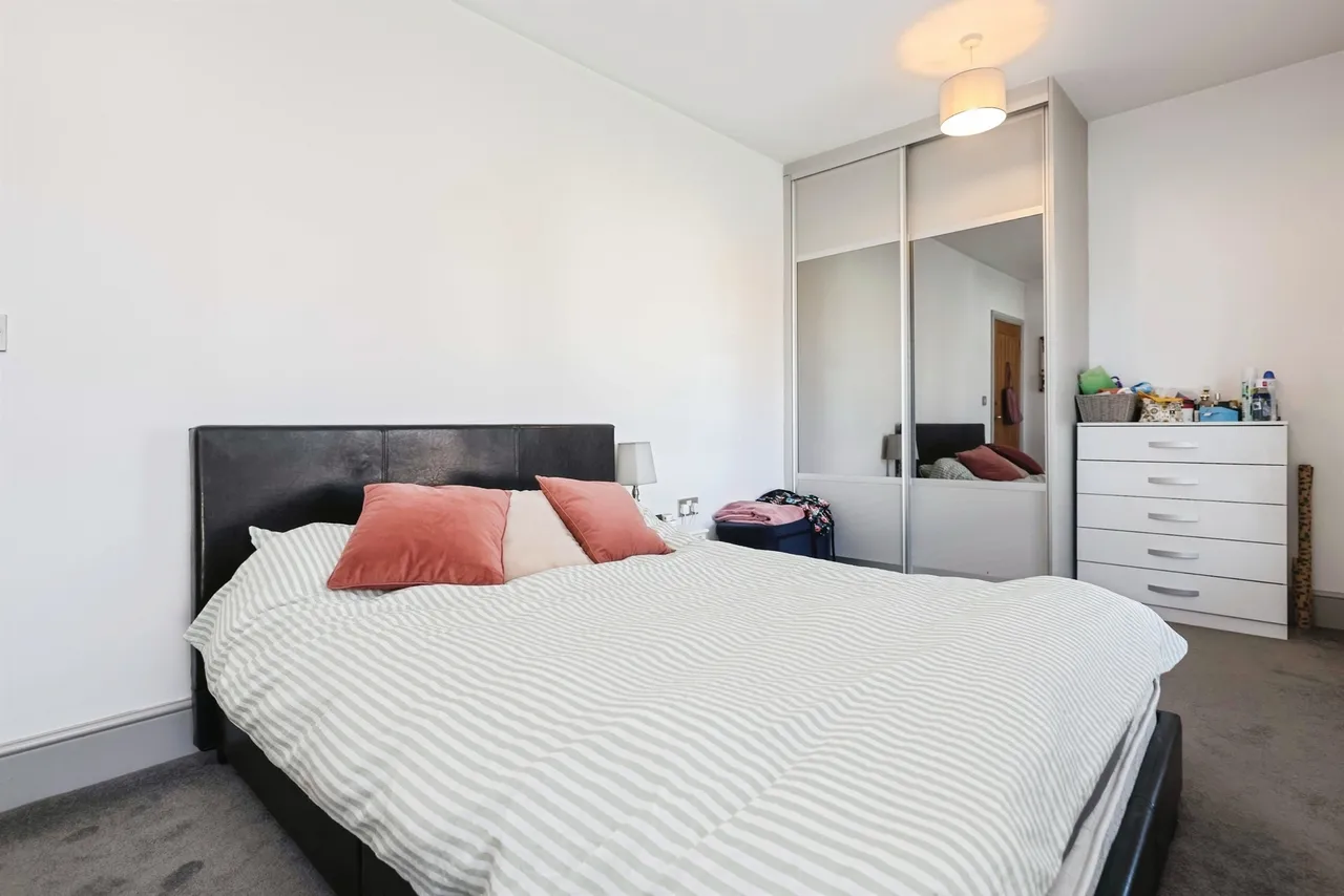 Hagley Road, B16, photo 17