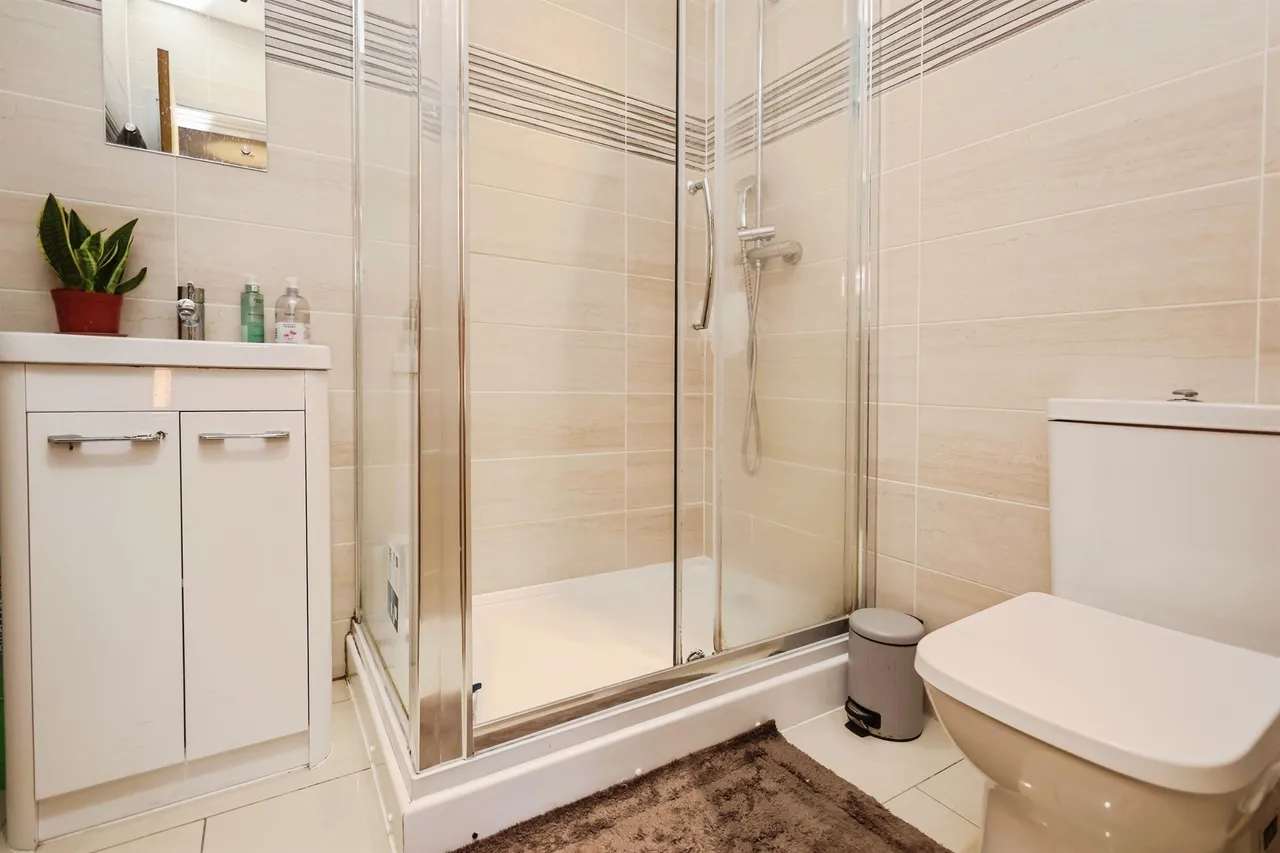 Hagley Road, B16, photo 3