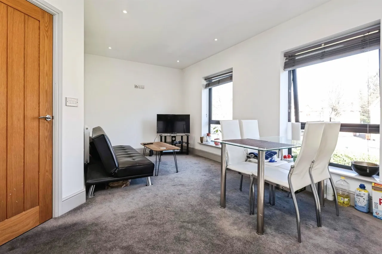 Hagley Road, B16, photo 6