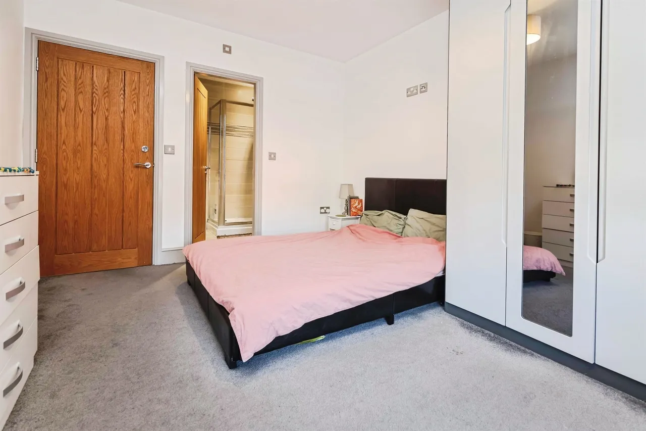Hagley Road, B16, photo 15