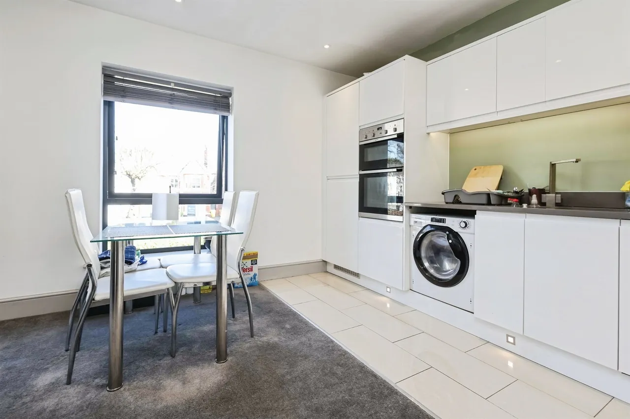 Hagley Road, B16, photo 9