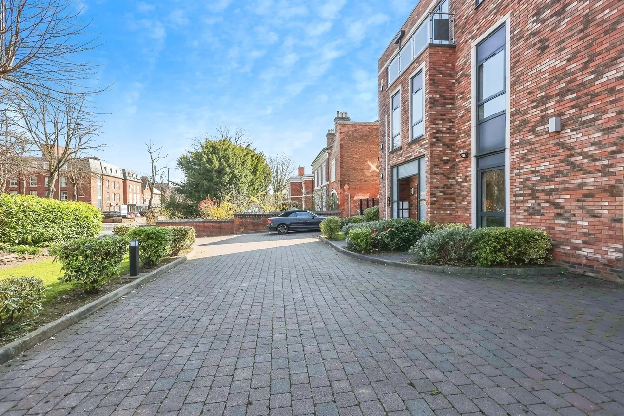 Hagley Road, B16, photo 5