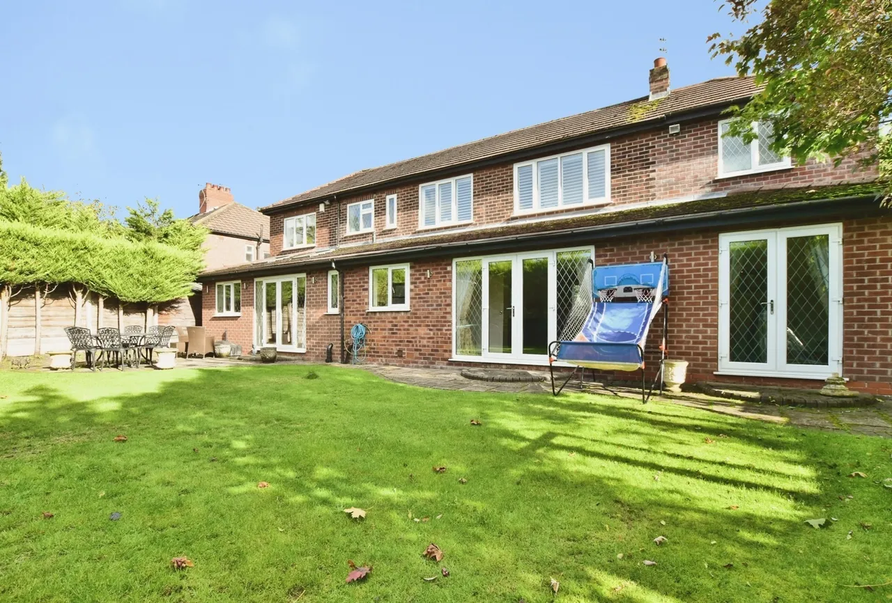 Moss Lane, Timperley, WA15, photo 24