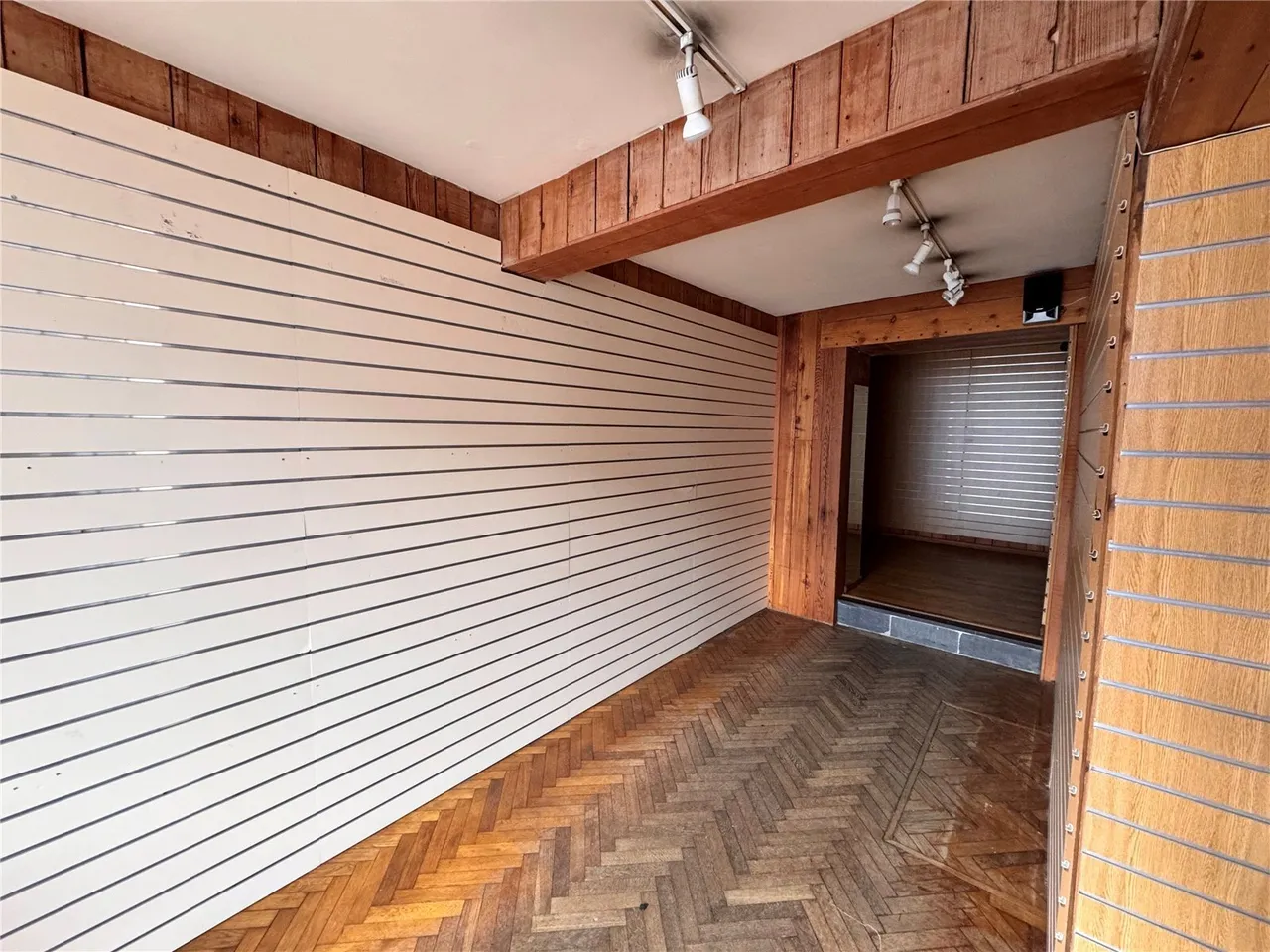 Gaol Street, Pwllheli, LL53, photo 7