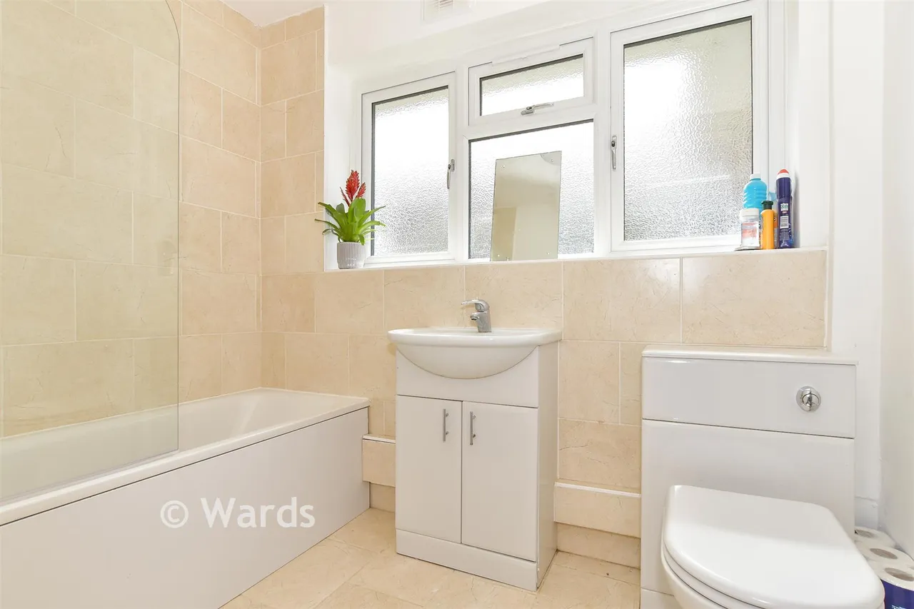 Neal Road, West Kingsdown, TN15, photo 10