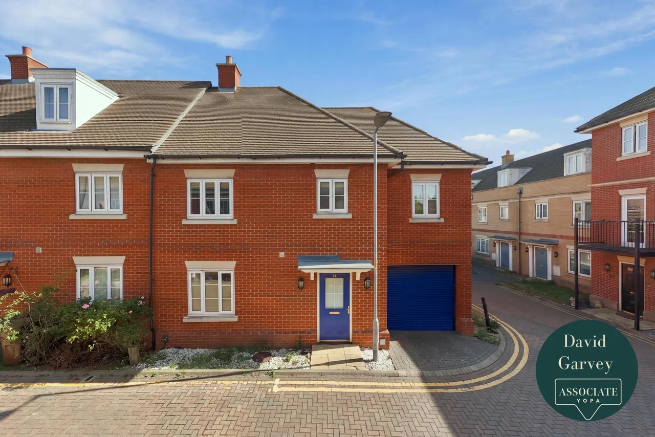 3 bed house for sale, Lockwell Road, Dagenham, RM10