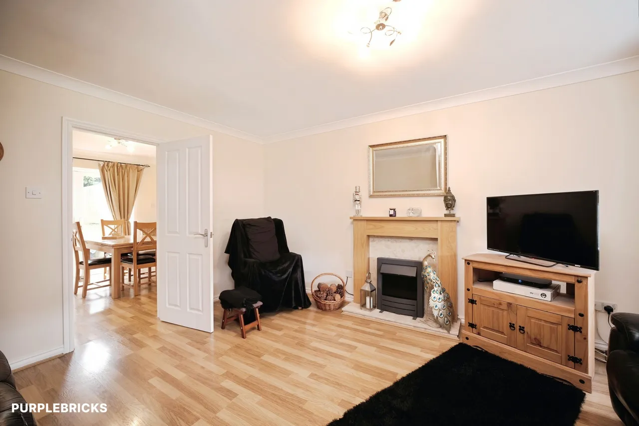3 bed house for sale, Old Barn Court, Caldicot, NP26