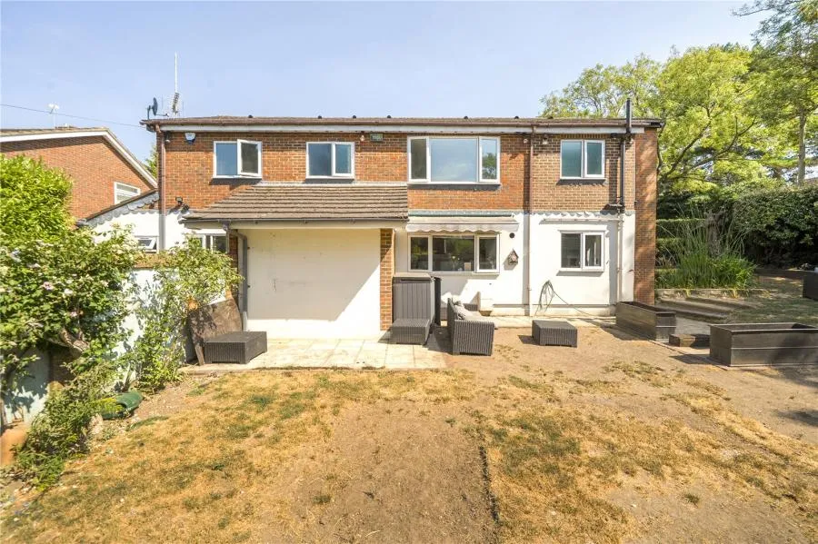 Frensham Way, Epsom, KT17, photo 6
