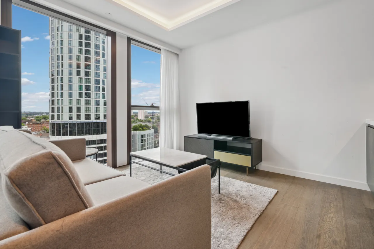 Carnation Way, London, SW8, photo 5