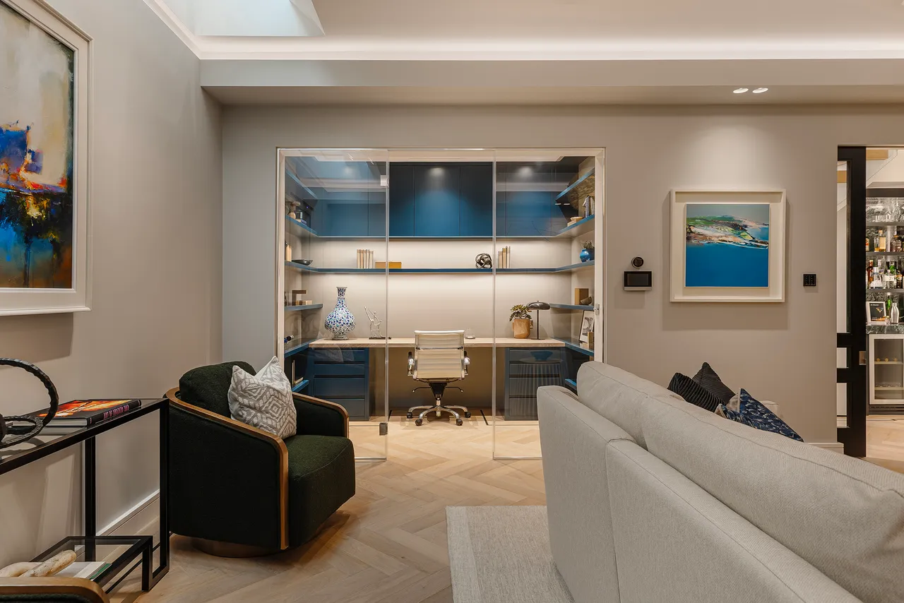 Eccleston Square Mews, Pimlico, SW1V, photo 20
