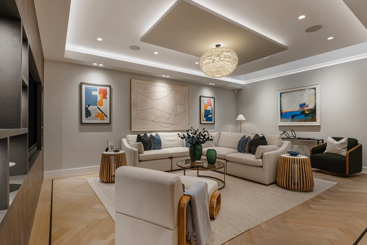 Eccleston Square Mews, Pimlico, SW1V, photo 19