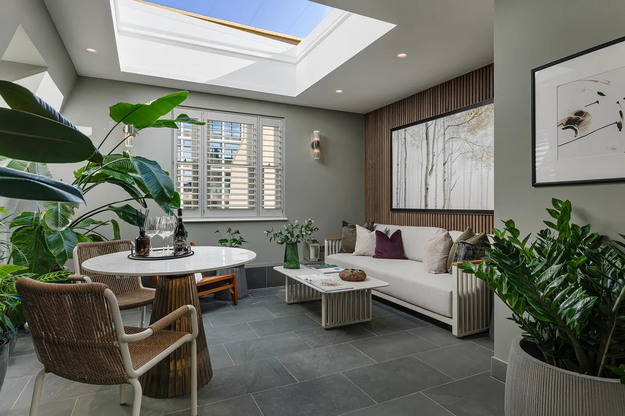 Eccleston Square Mews, Pimlico, SW1V, photo 17