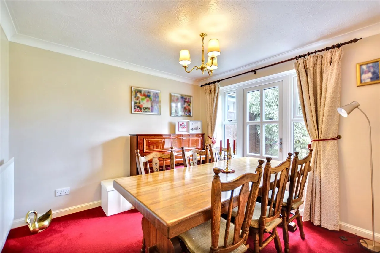 Holden Gardens, Stapleford, NG9, photo 7