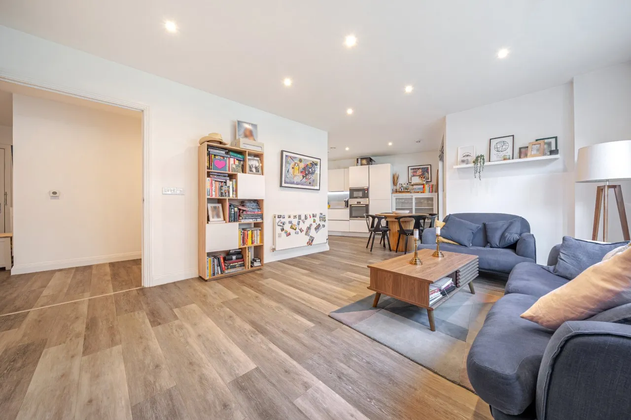 Fritillary Apartments, London, SE5, photo 9