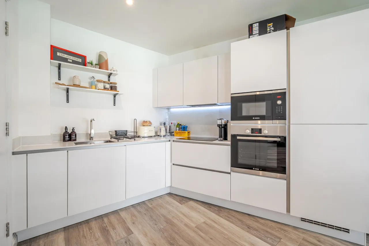 Fritillary Apartments, London, SE5, photo 2