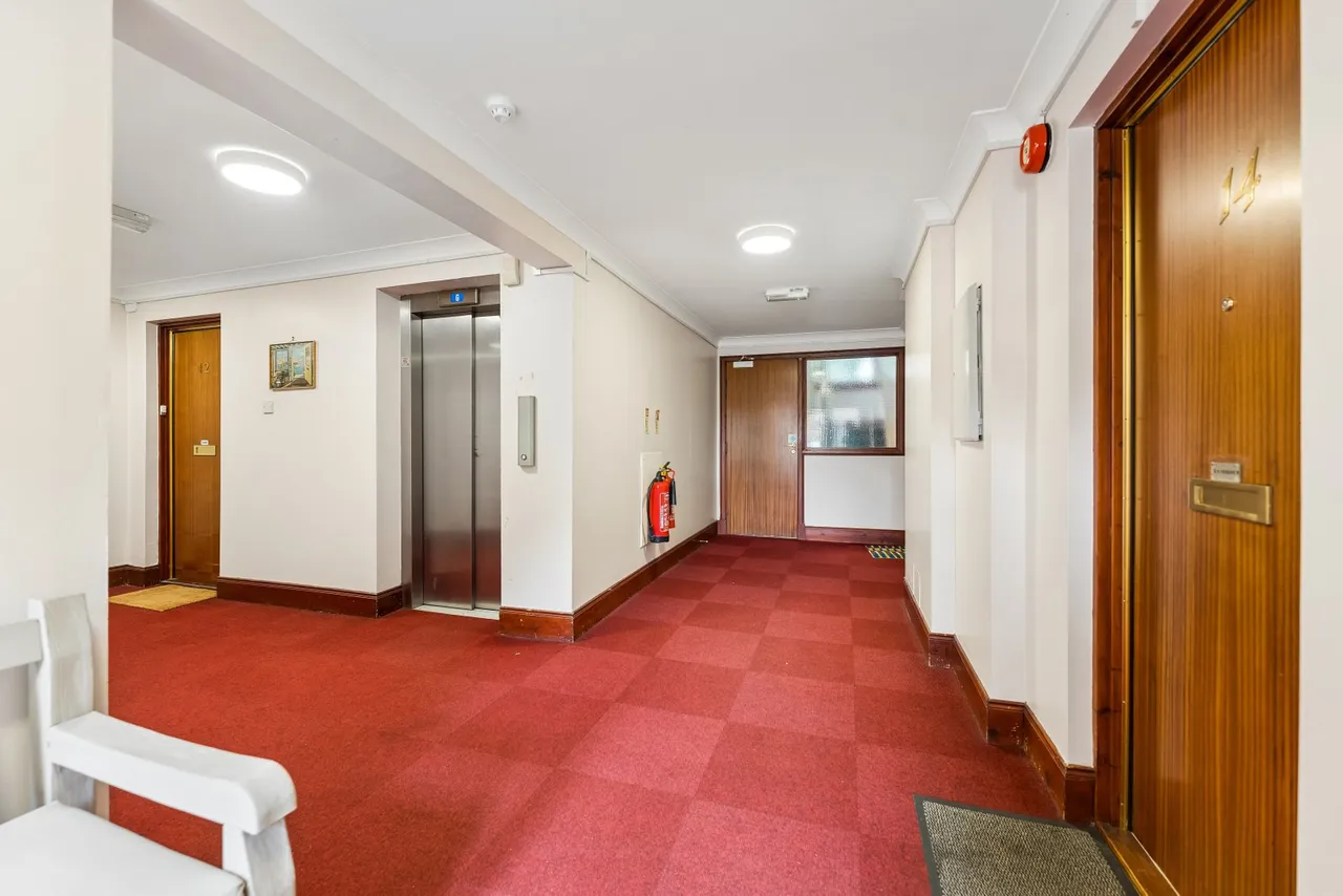 Mitre Court, Broomhill, G11, photo 14