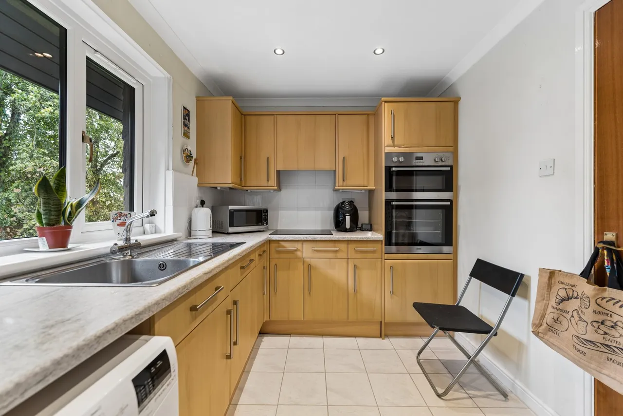 Mitre Court, Broomhill, G11, photo 7
