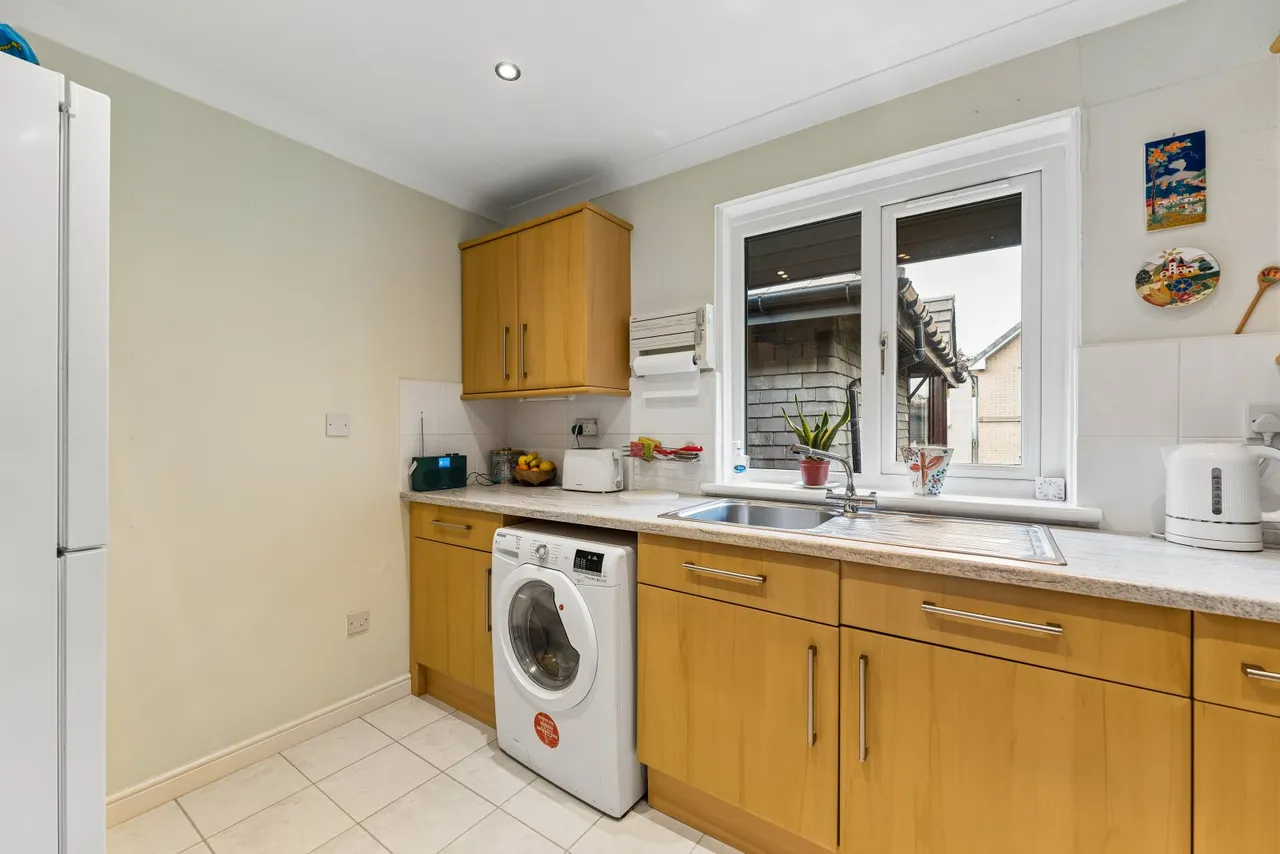 Mitre Court, Broomhill, G11, photo 6