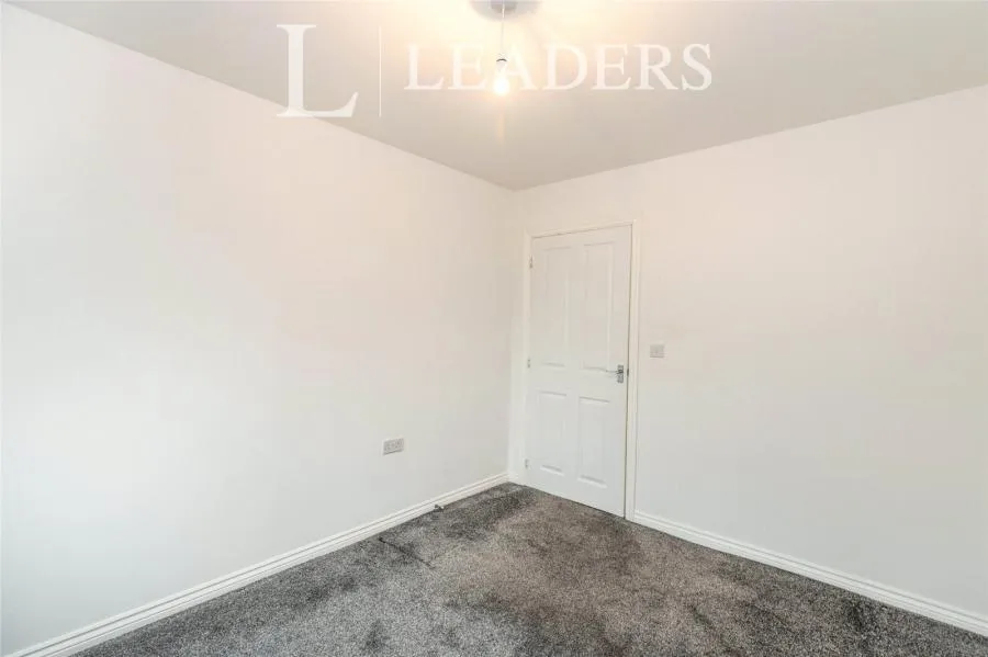 Blanchard Avenue, Gosport, PO13, photo 8
