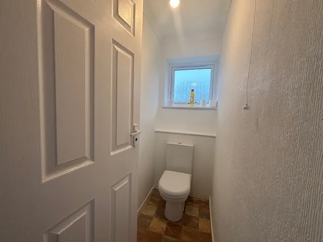 Newcroft Road, CALNE, photo 11