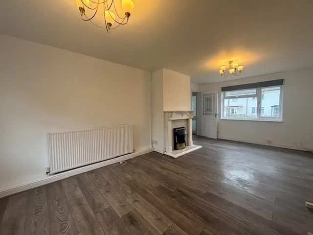 Newcroft Road, CALNE, photo 6