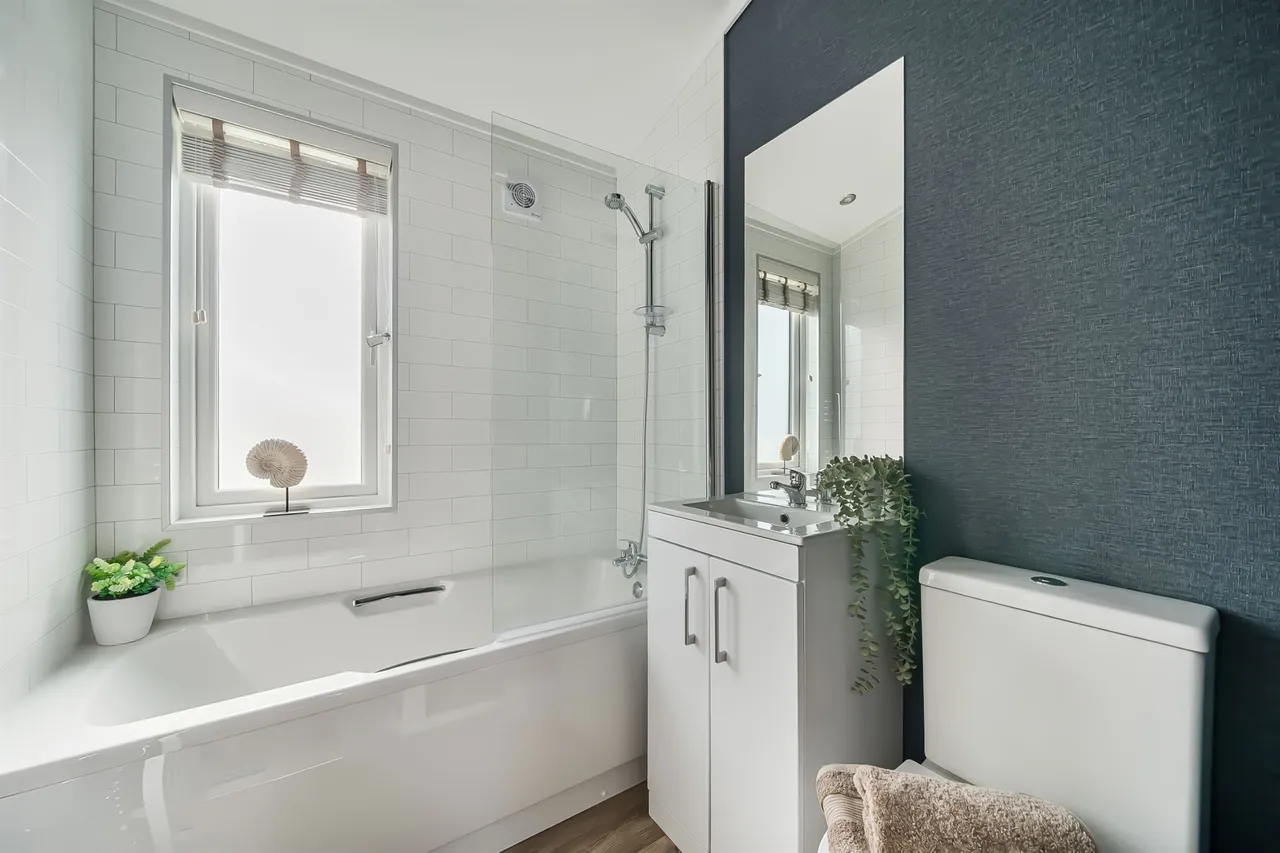 Blandford Road North, Beacon Hill, BH16, photo 8