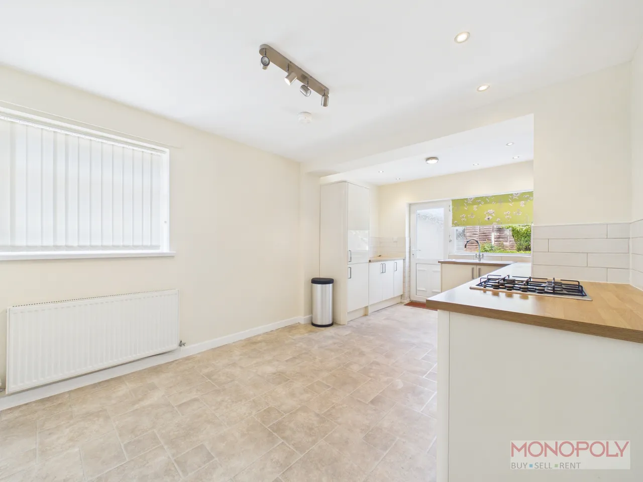 Borras Park Road, Wrexham, LL12, photo 3