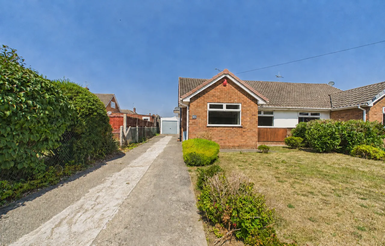 Borras Park Road, Wrexham, LL12, photo 14