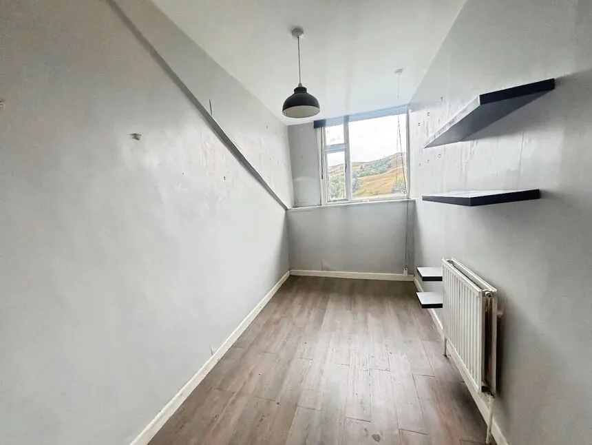 Carr Road, Todmorden, OL14, photo 11